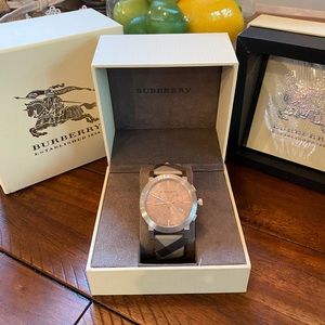 Men’s Burberry Beige Chrono Quartz Watch